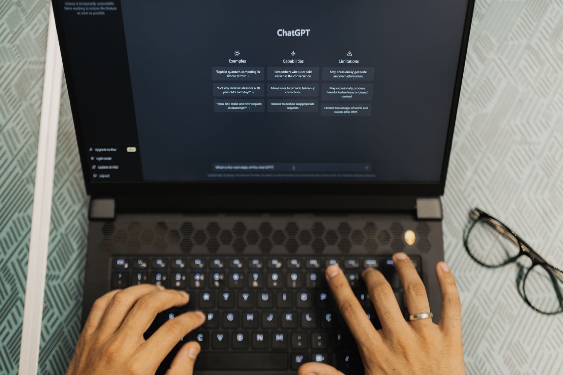 การใช้ AI อัตโนมัติในคอนเทนต์ส่งออก: เป็นผลดีหรือผลเสียต่อการตลาด?