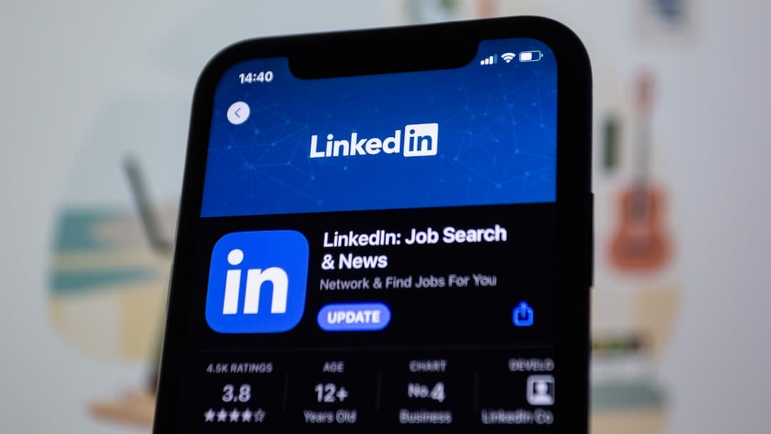 Personal Brand LinkedIn 1 Orang di B2B Ekspor: Mengapa Tidak Cukup?