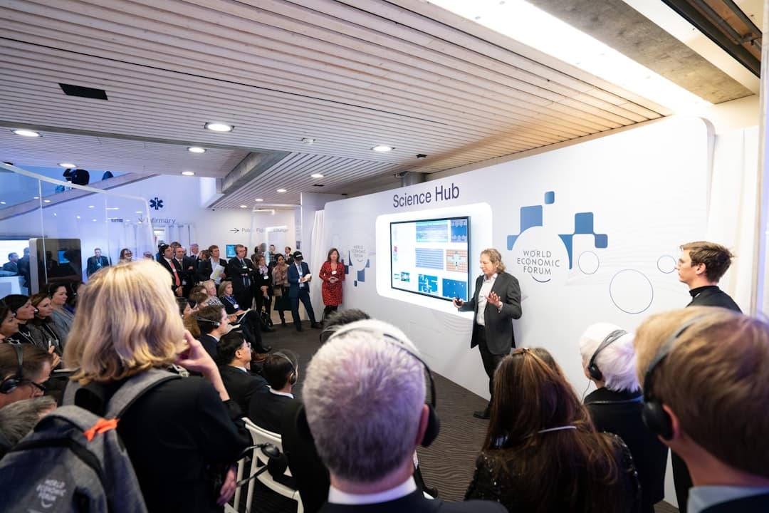 전시회 부스 비용 0원, 바이어 50명 뚫어낸 '결핍'의 해킹